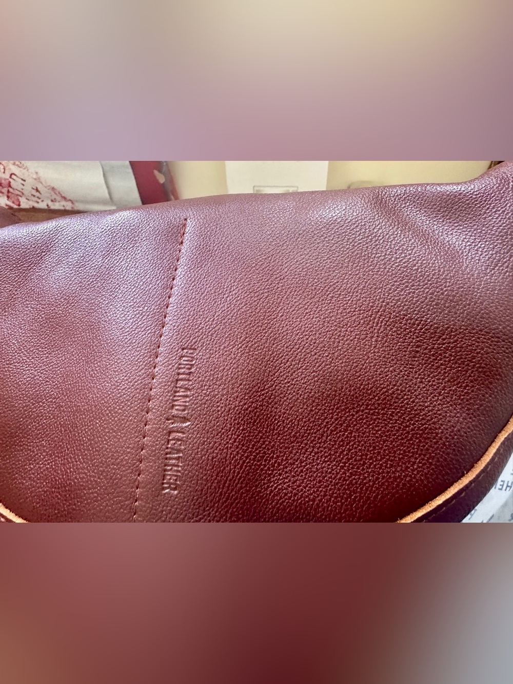 Portland Leather Brand New in Box Large Nutmeg Koala Sling Bag - Picture 13 of 16